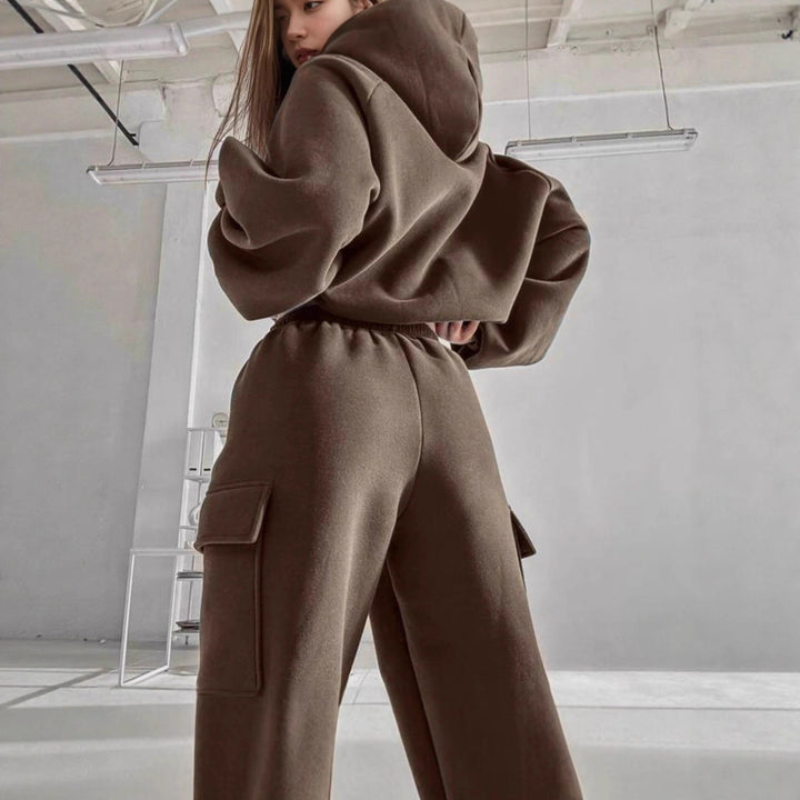 Damernas Sportig Hoodie och Cargo-byxa Set Mirla-Eva Jonsson