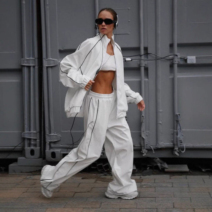 Damernas Sportig Oversized Jacka med vida Byxor och andningsbart Top Mirla-Eva Jonsson
