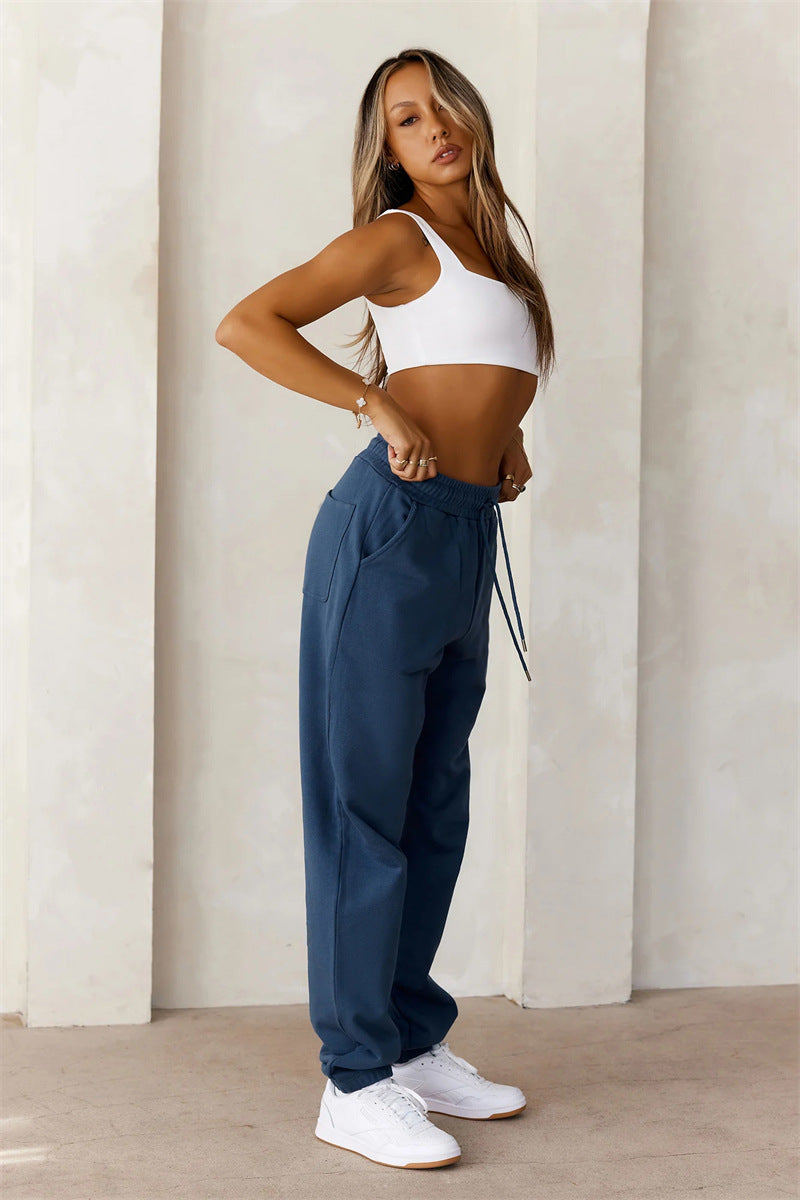 Damernas Sportigt Crop-Top och Bekväma Sweatpants Set Mirla-Eva Jonsson