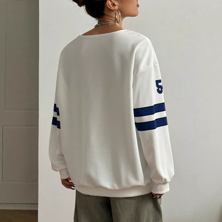 Damernas Sportigt Sweatshirt med oversized skärning och moderna färgaccentueringar Mirla-Eva Jonsson
