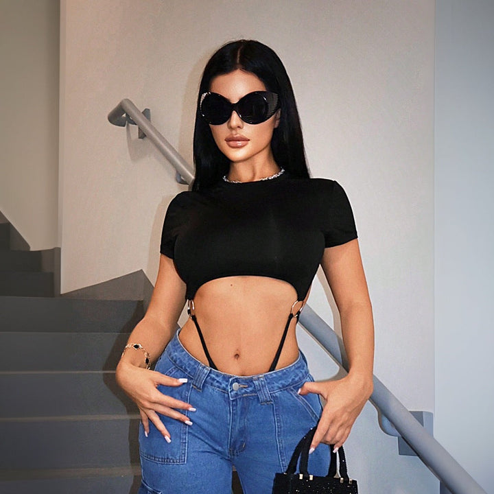Damernas Topmoderna Cut-Out Bodysuit med Lekfull Design Mirla-Eva Jonsson