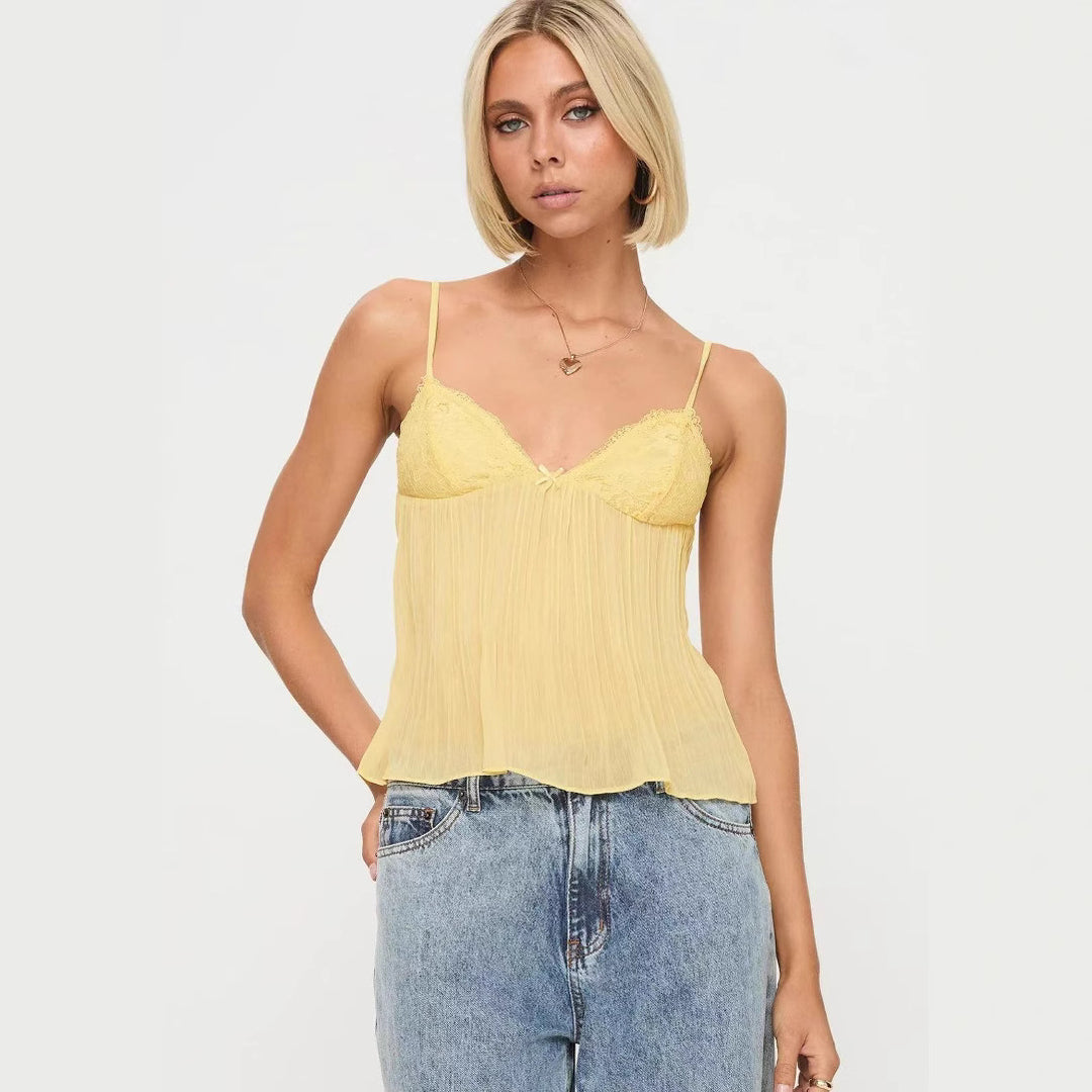 Damernas Transparent Plisserad Blus med Spetsapplikationer Mirla-Eva Jonsson