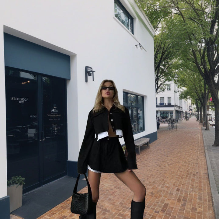 Damernas Trendigt Denim Set med cropped Jacka och Kjol Mirla-Eva Jonsson