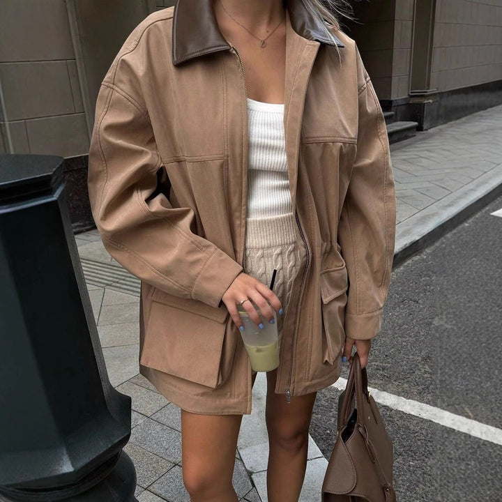 Damernas Utility Jacket med bred krage och påsydda fickor Mirla-Eva Jonsson