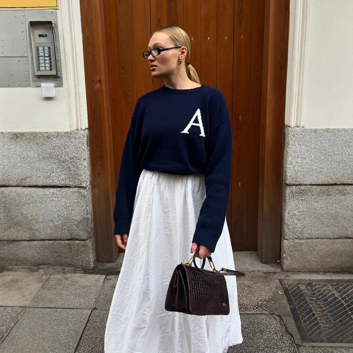 Damernas avslappnad tröja med unikt monogram Eva Jonsson-Eva Jonsson