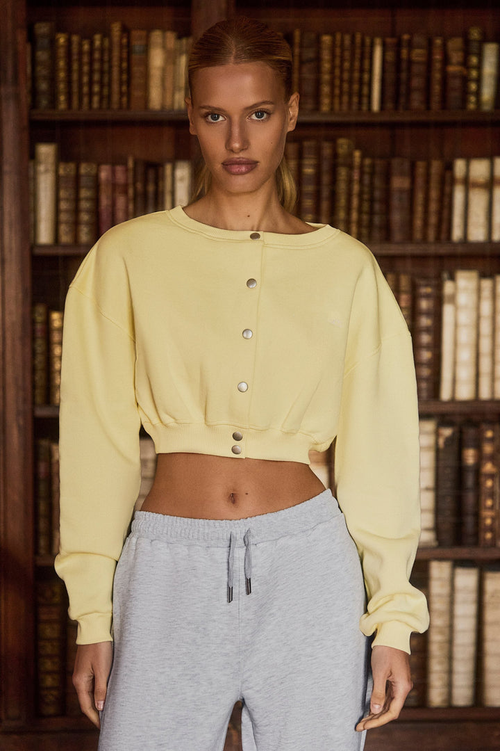 Damernas avslappnade Cropped Sweatshirt- och Vida Byxor Set Mirla-Eva Jonsson