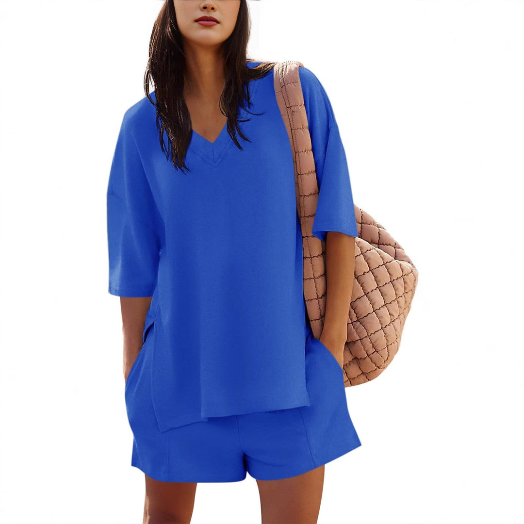 Damernas avslappnade V-ringad T-shirt och shorts set Eva Jonsson-Eva Jonsson