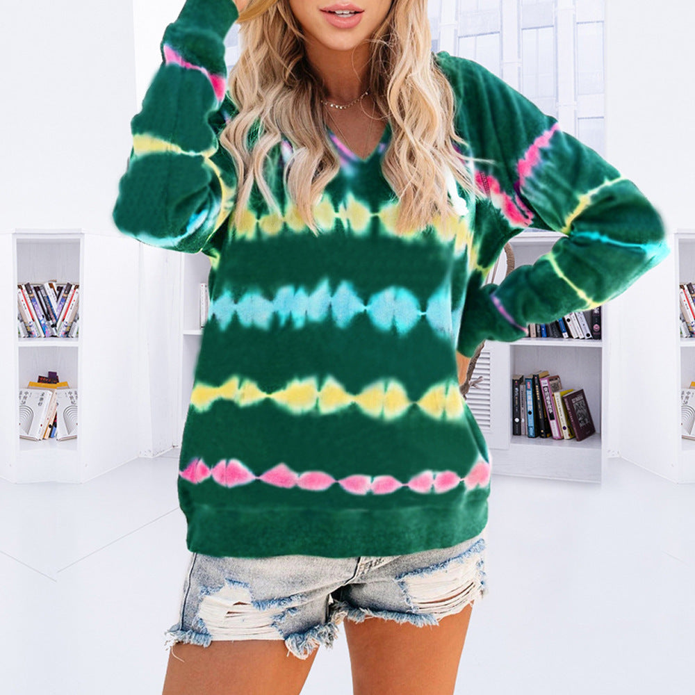 Damernas avslappnade V-ringad tröja i modigt tie-dye-design Eva Jonsson-Eva Jonsson