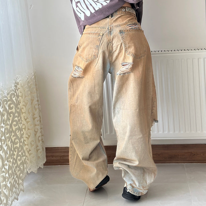 Damernas avslappnade baggy-jeans med fransade insnitt Mirla-Eva Jonsson