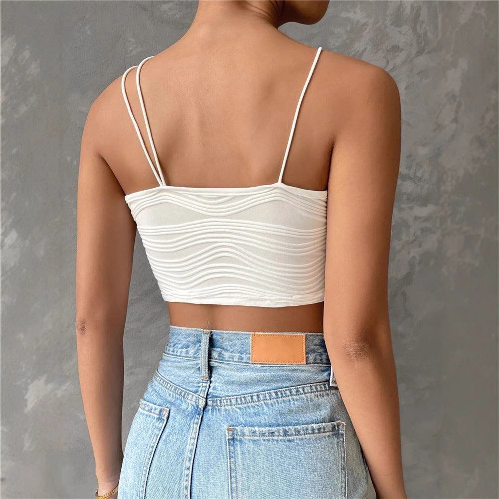 Damernas avslappnade crop-top med off-shoulder design och fint ribbmönster Eva Jonsson-Eva Jonsson