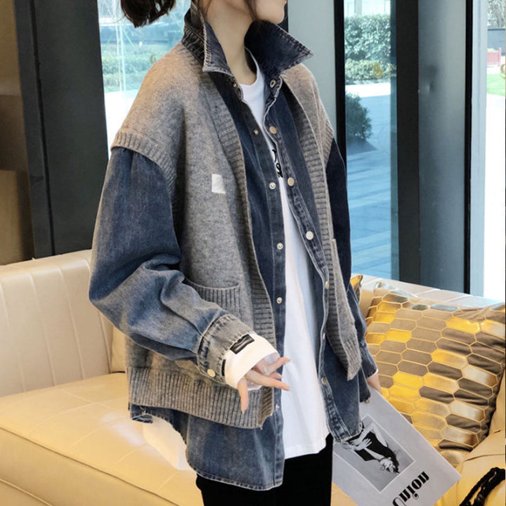 Damernas avslappnade denimjacka med strukturerad stickdesign Mirla-Eva Jonsson
