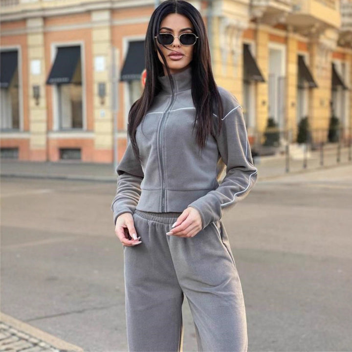 Damernas avslappnade fleece korta set med lös passform och elastisk midja Mirla-Eva Jonsson