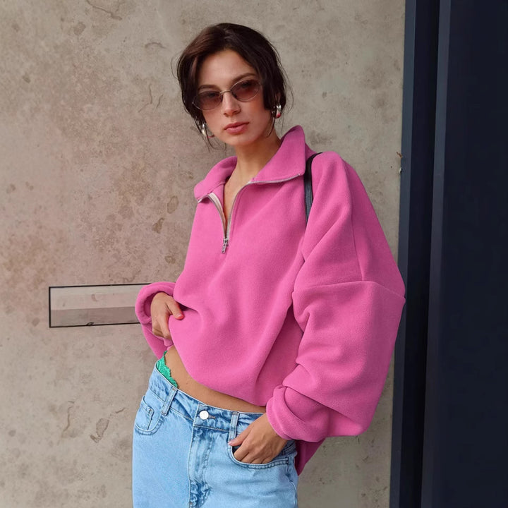Damernas avslappnade fleece-tröja med halv dragkedja och oversized passform Mirla-Eva Jonsson