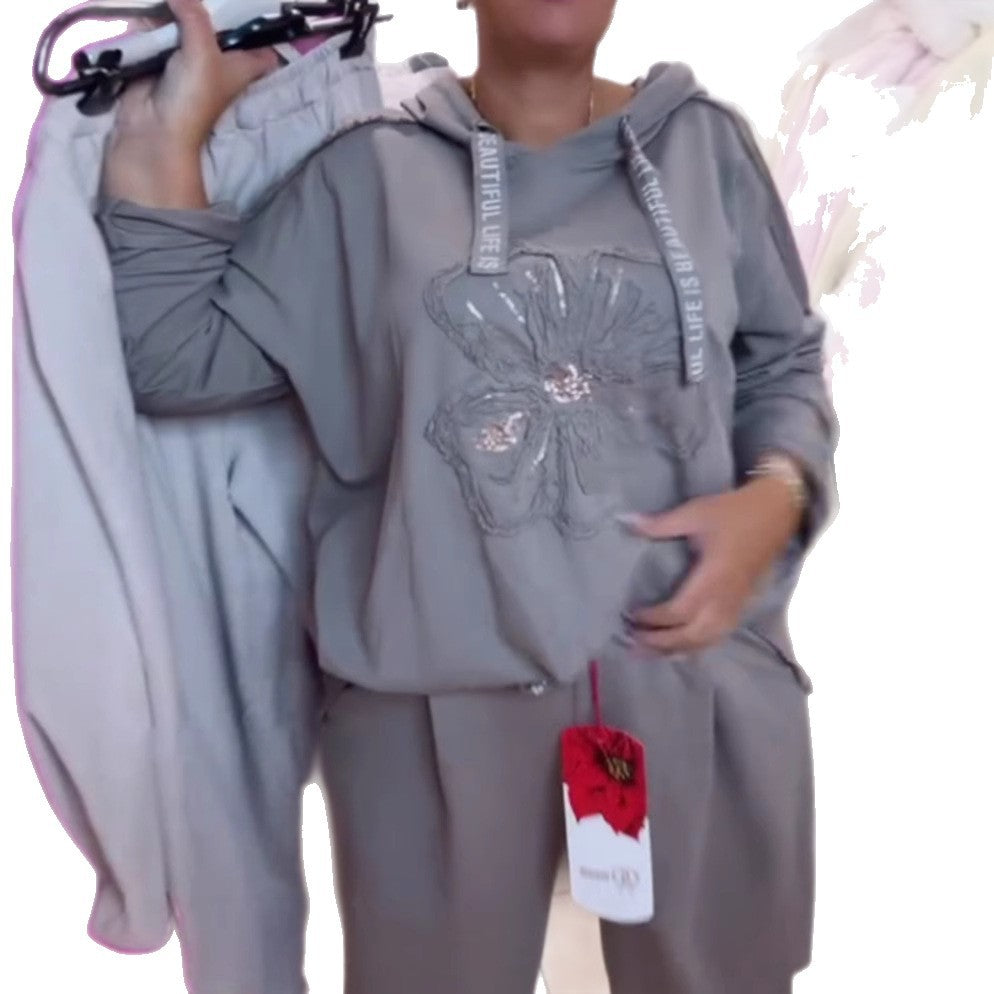 Damernas avslappnade hoodie med delikat blommönster och högkvalitativ broderi Mirla-Eva Jonsson