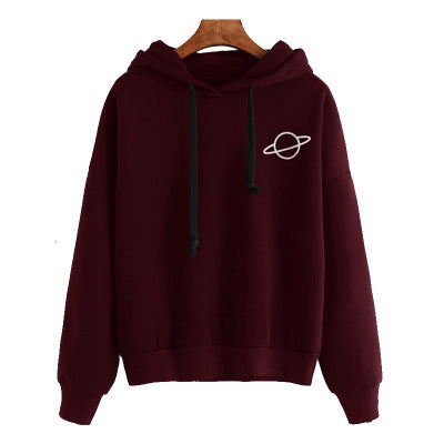 Damernas avslappnade hoodie med intergalaktisk motiv Mirla-Eva Jonsson