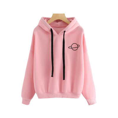 Damernas avslappnade hoodie med intergalaktisk motiv Mirla-Eva Jonsson
