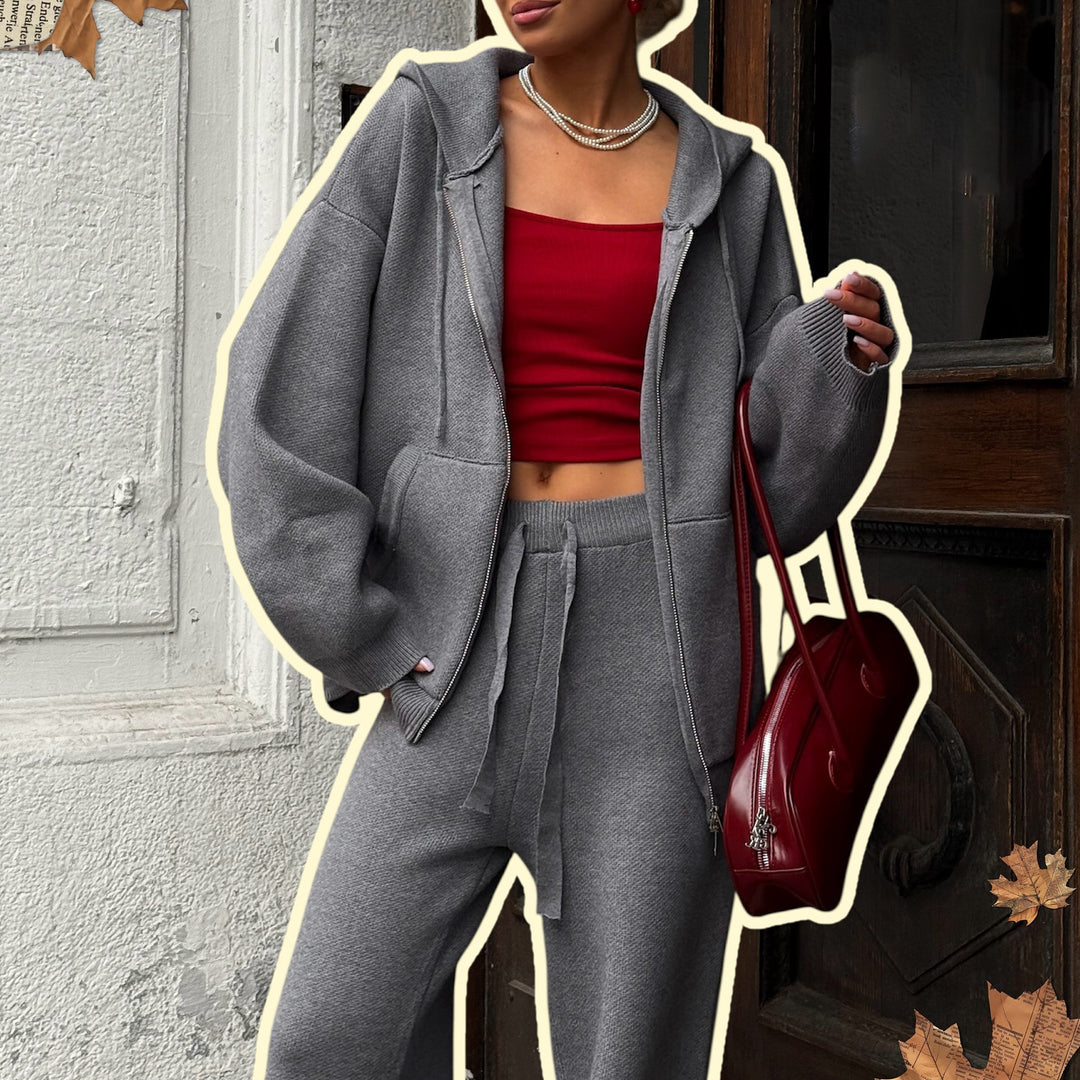Damernas avslappnade hoodie med lös passform och bekväma sweatpants Mirla-Eva Jonsson