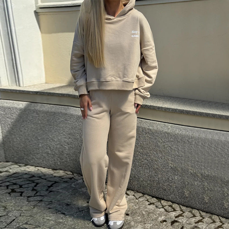 Damernas avslappnade hoodie och löst skurna joggers Mirla-Eva Jonsson