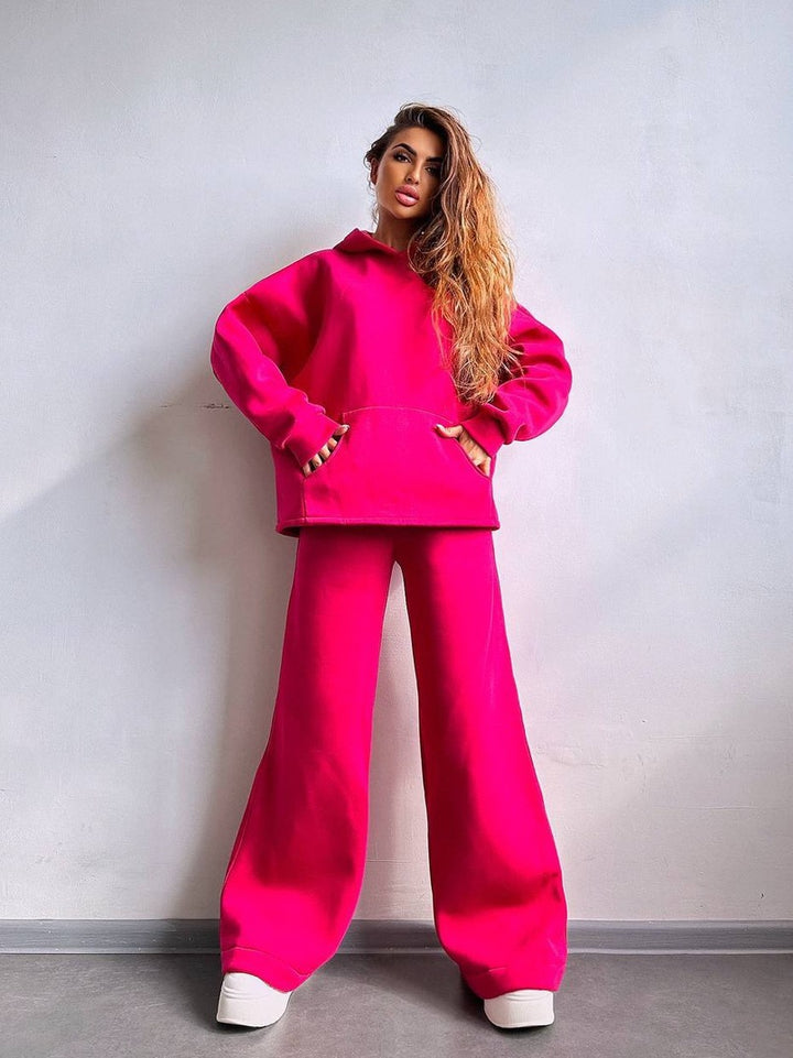 Damernas avslappnade hoodie och vida byxor set Mirla-Eva Jonsson