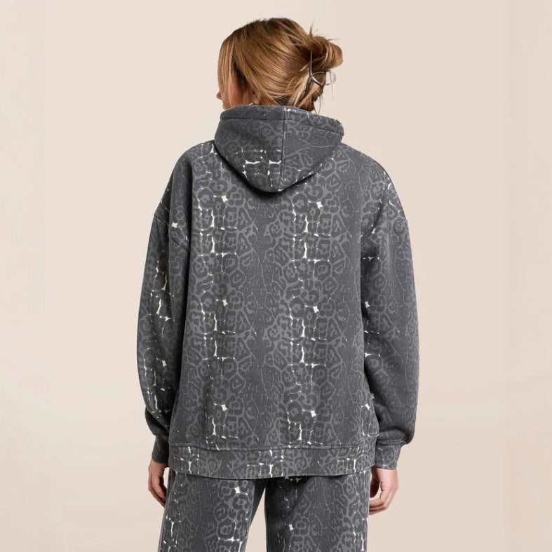 Damernas avslappnade hoodie och vida joggingset Mirla-Eva Jonsson