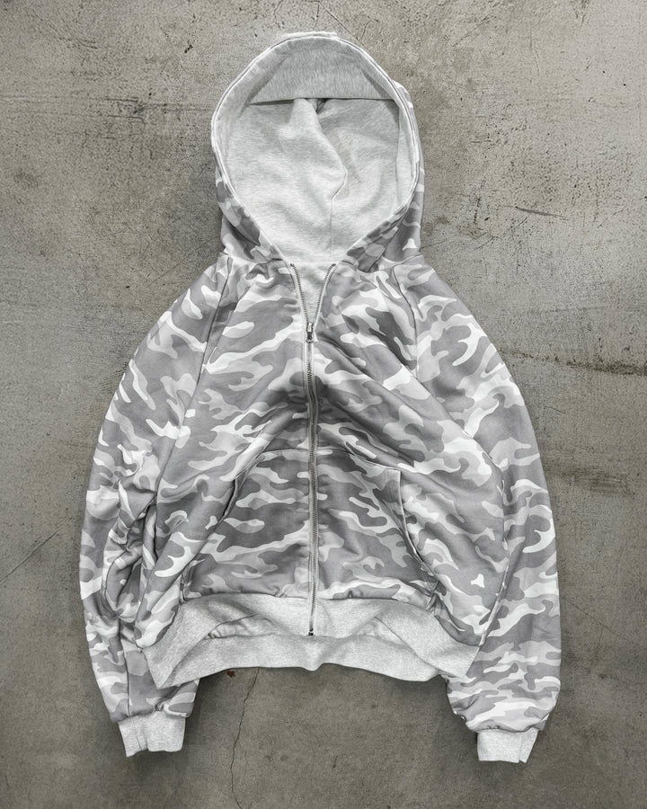Damernas avslappnade huvjacka i camouflage-design Mirla-Eva Jonsson