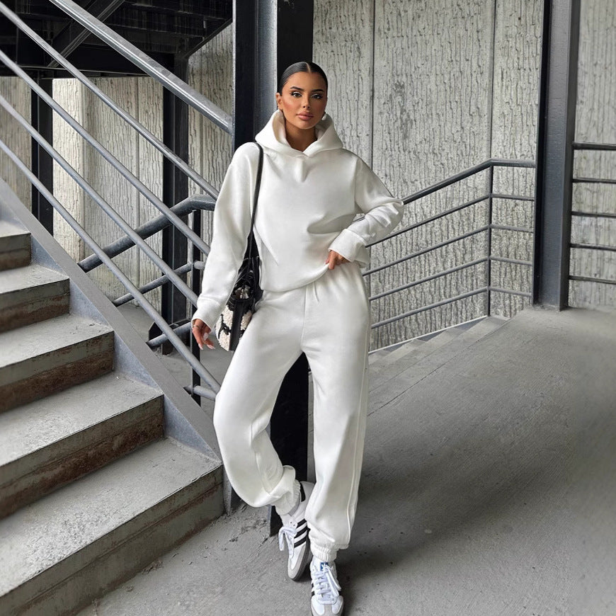 Damernas avslappnade huvtröja och joggingdräkt med elastisk midja och oversized snitt-Eva Jonsson
