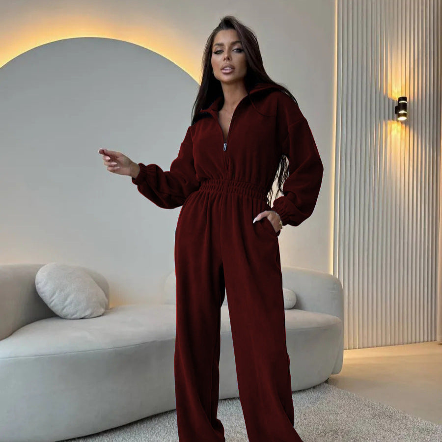 Damernas avslappnade jumpsuit med hög krage och justerbart midjeband Mirla-Eva Jonsson