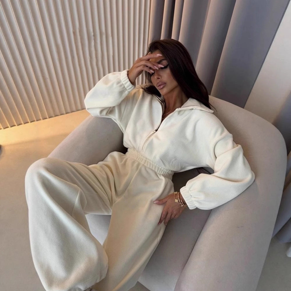 Damernas avslappnade jumpsuit med hög krage och justerbart midjeband Mirla-Eva Jonsson