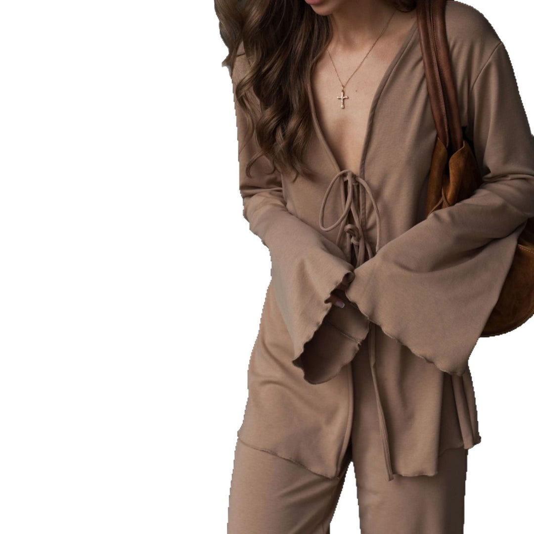 Damernas avslappnade jumpsuit med sidoknytning och breda ben Mirla-Eva Jonsson