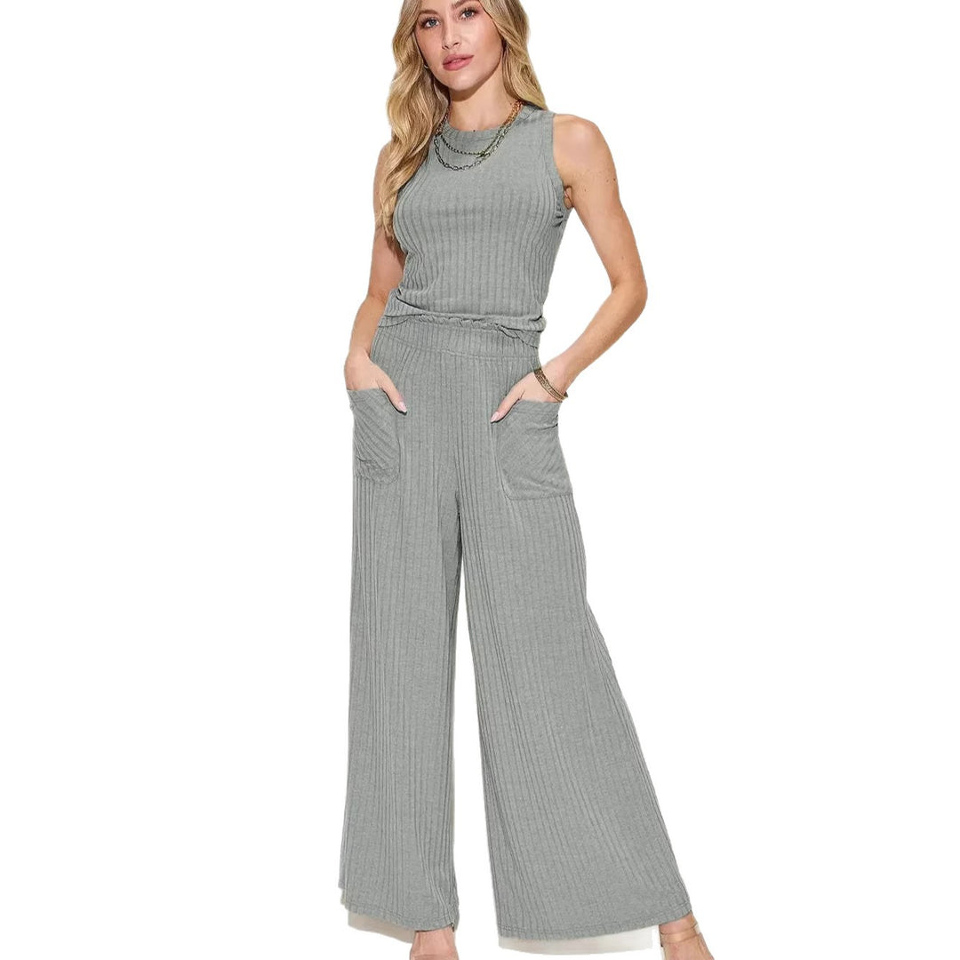 Damernas avslappnade jumpsuit med vida ben och praktiska fickor Mirla-Eva Jonsson