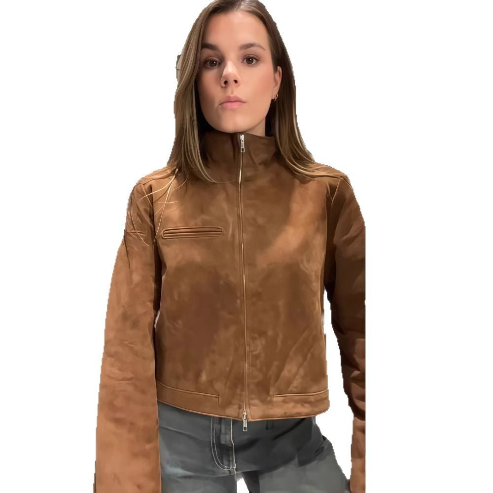 Damernas avslappnade kortjacka i moderiktig stil Mirla-Eva Jonsson
