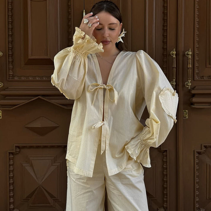 Damernas avslappnade loungewear-set med voluminösa ärmar Mirla-Eva Jonsson