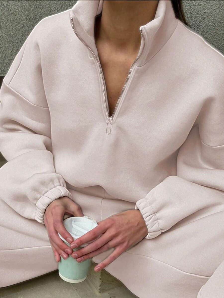 Damernas avslappnade och modiga sweatshirt med kort ståkrage och dragkedja Eva Jonsson-Eva Jonsson