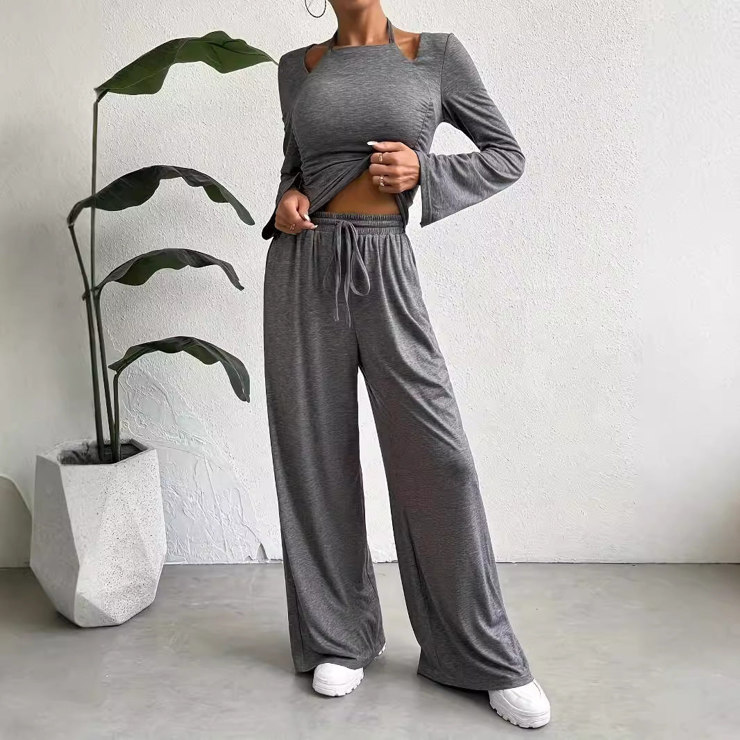 Damernas avslappnade och trendiga lounge-set med bred passform och eleganta ärmar Eva Jonsson-Eva Jonsson