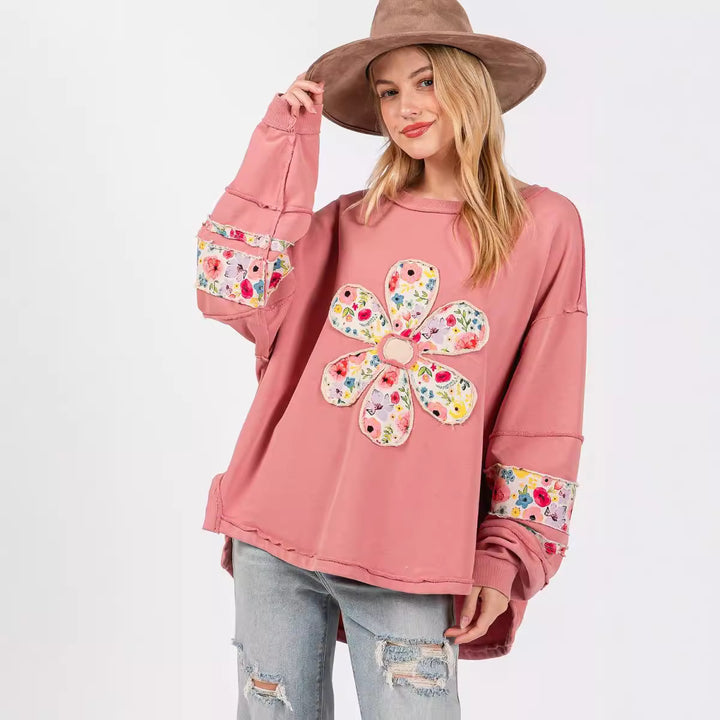 Damernas avslappnade oversize-tröja med blommigt applikationsdesign Eva Jonsson-Eva Jonsson