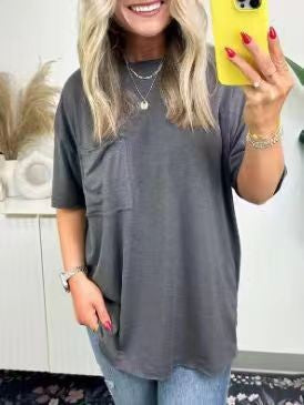 Damernas avslappnade oversized T-shirt med bröstficka Eva Jonsson-Eva Jonsson
