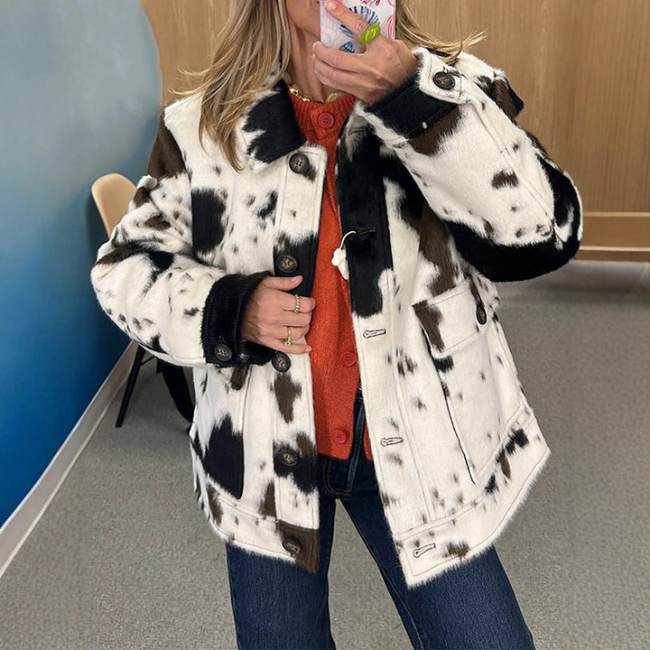 Damernas avslappnade oversized jacka med djurtryck Mirla-Eva Jonsson