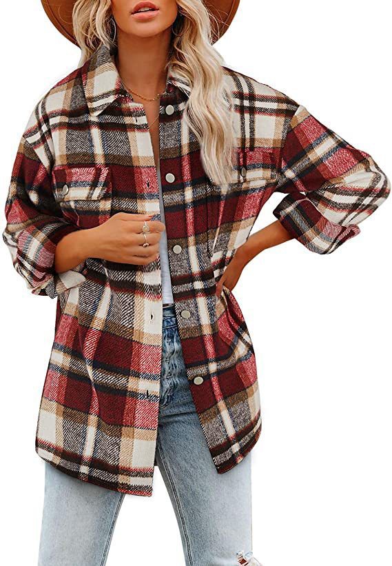 Damernas avslappnade rutjacka med praktiska fickor och oversized passform Mirla-Eva Jonsson