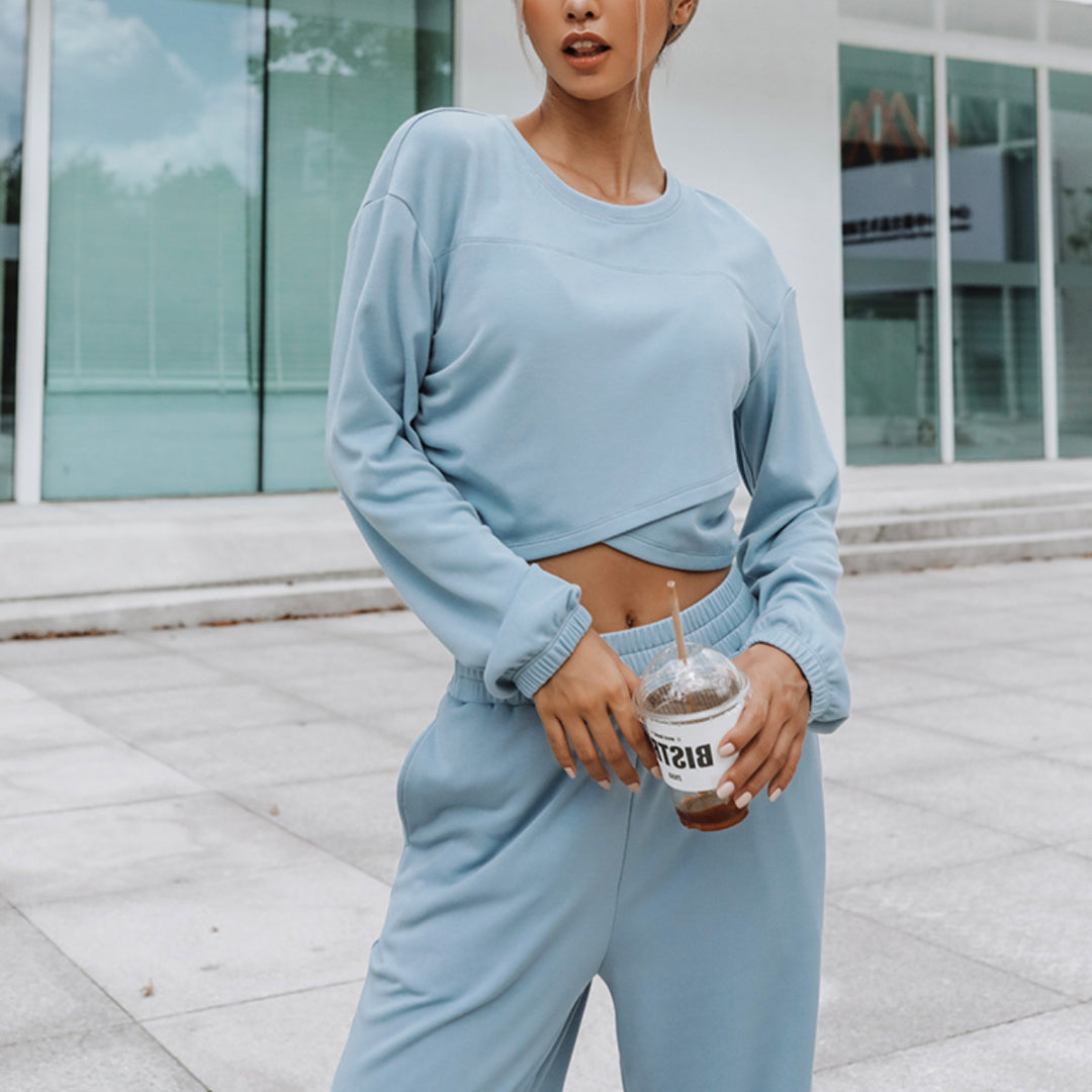 Damernas avslappnade set av croppad topp och vid byxa Eva Jonsson-Eva Jonsson
