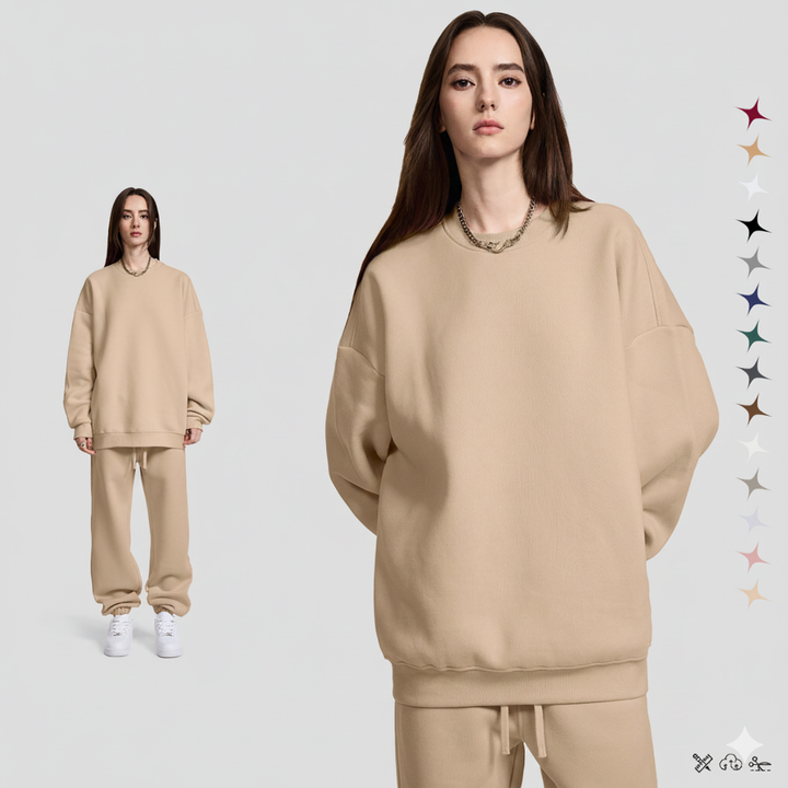 Damernas avslappnade set av oversized sweatshirt och joggingsbyxor Mirla-Eva Jonsson