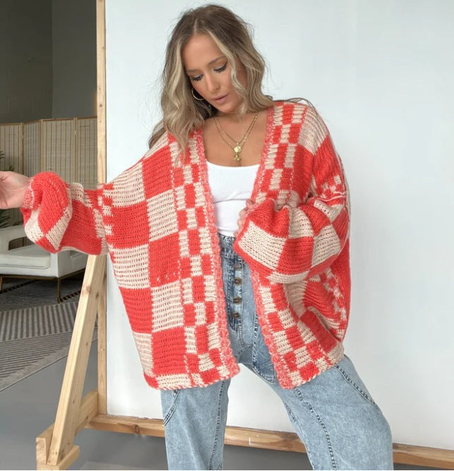 Damernas avslappnade stickad cardigan med rutigt mönster och oversized skärning Eva Jonsson-Eva Jonsson