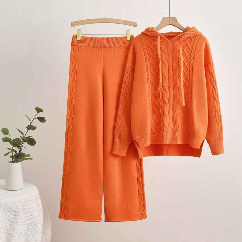 Damernas avslappnade stickad loungewear-set med huva och breda ben Mirla-Eva Jonsson