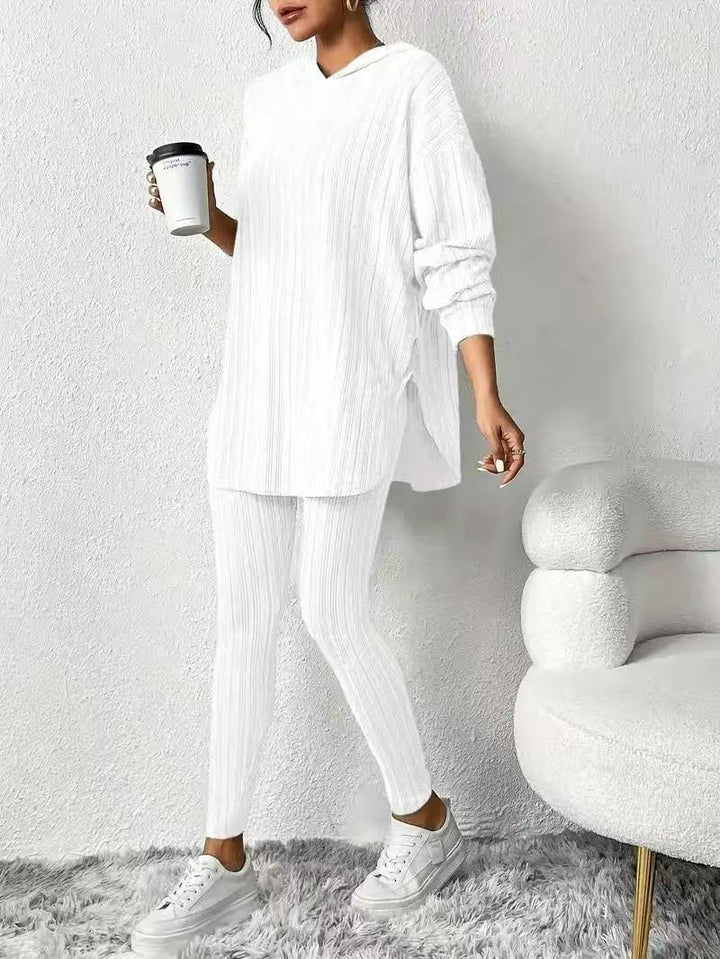 Damernas avslappnade stickat set med oversized tröja och leggings Mirla-Eva Jonsson