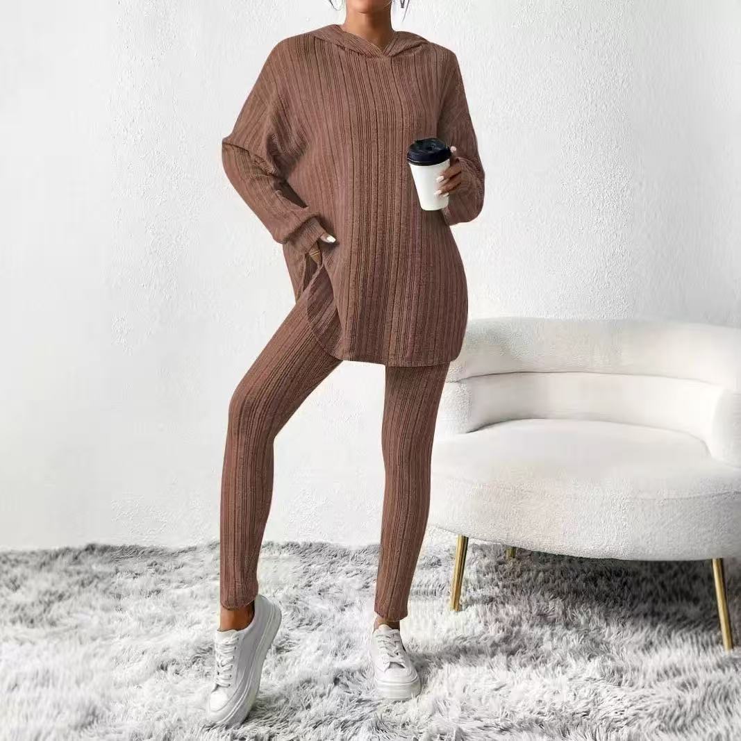 Damernas avslappnade stickat set med oversized tröja och leggings Mirla-Eva Jonsson
