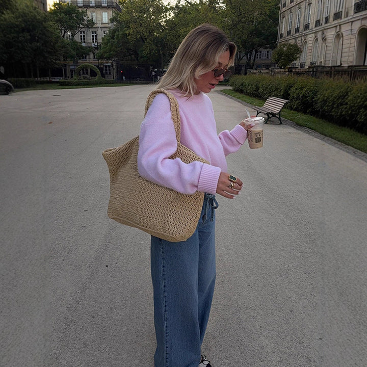 Damernas avslappnade sweater med oversized snitt och skön bomullsblandning Mirla-Eva Jonsson