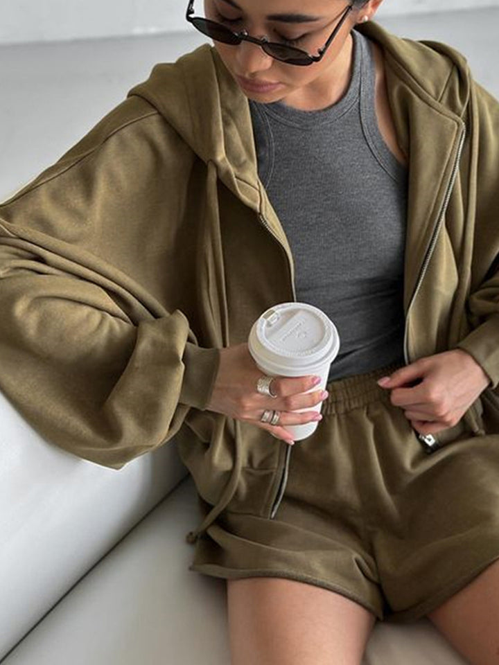 Damernas avslappnade sweatsuit med överflödig tyg och hög krage Eva Jonsson-Eva Jonsson