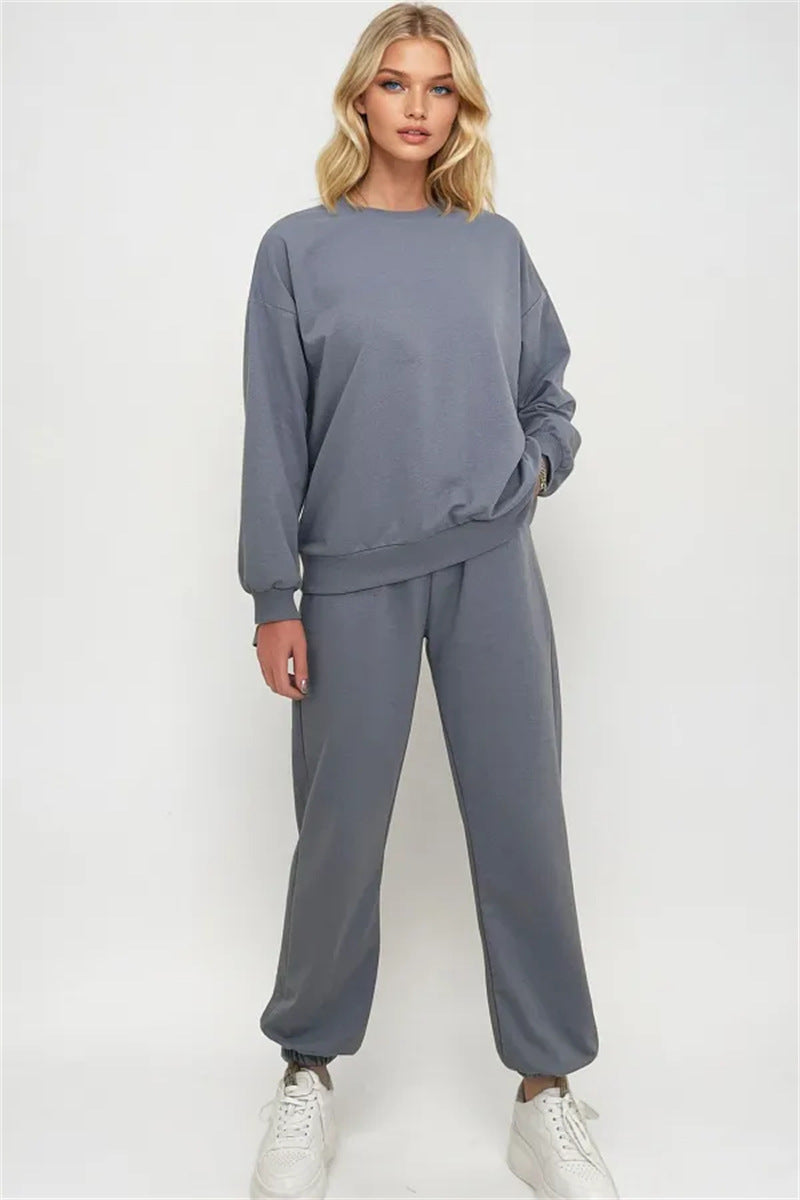 Damernas avslappnade sweatsuit med vid överdel och bekväma byxor Mirla-Eva Jonsson