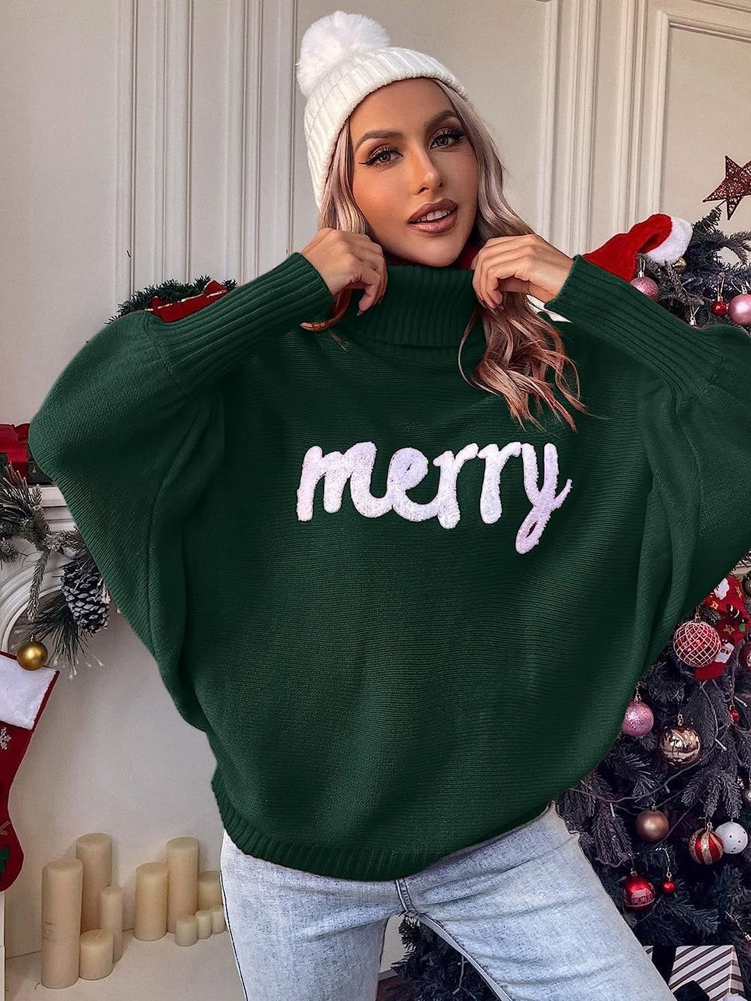 Damernas avslappnade tröja med hög krage och julmotiv Mirla-Eva Jonsson