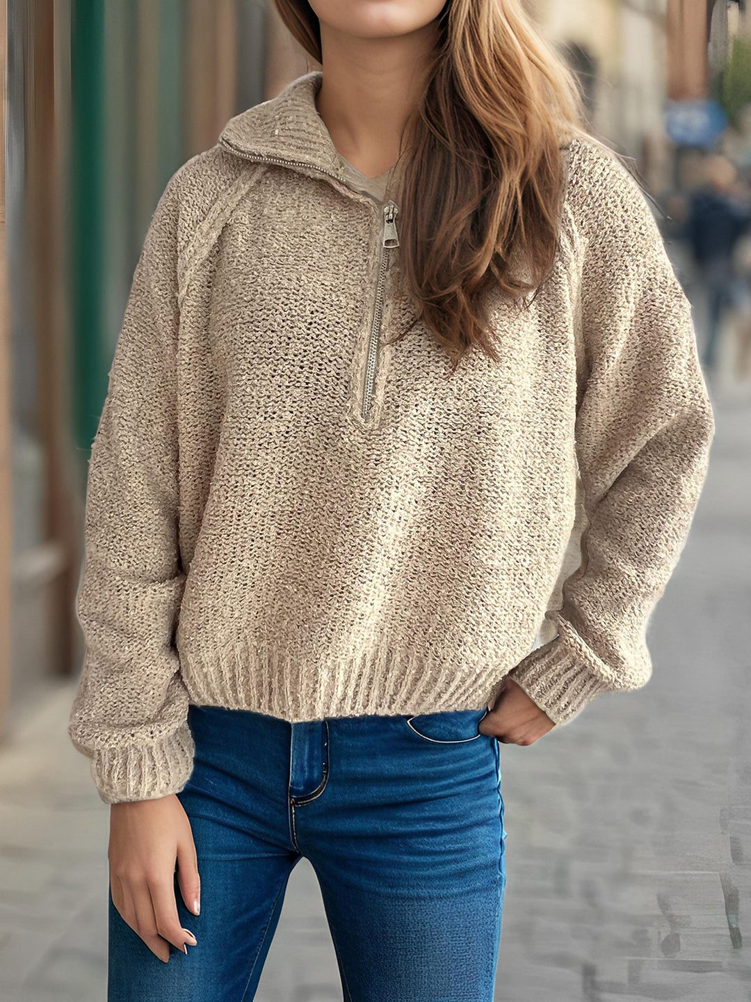 Damernas avslappnade zip-tröja med oversized skärning och hög krage Eva Jonsson-Eva Jonsson