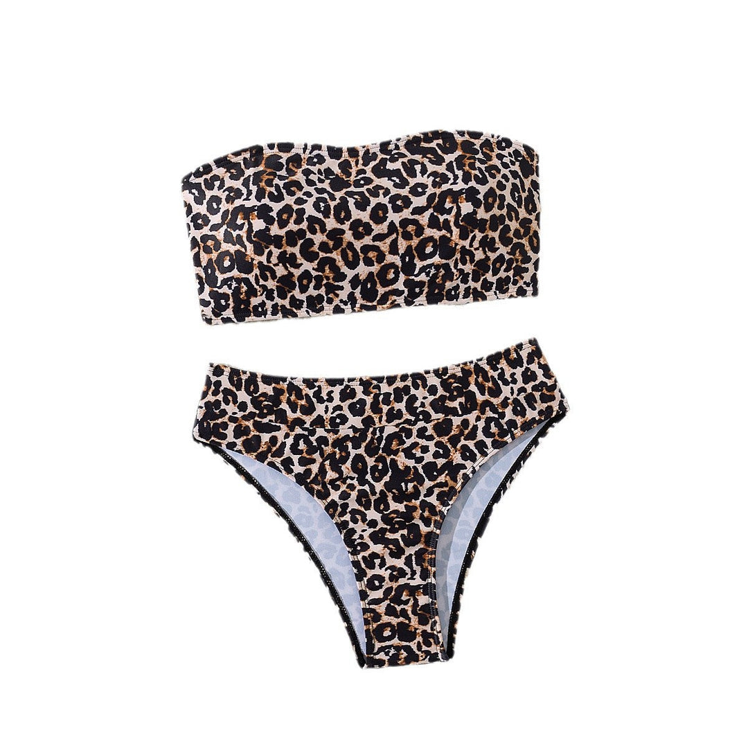 Damernas bandeau-bikini-set med elegant leomönster och högskuren trosor Mirla-Eva Jonsson